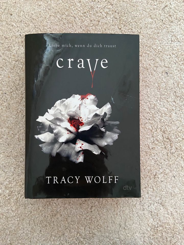 Buch *Crave* von Tracy Wolff in Sachsenheim