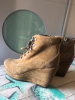 Damen Keilabsatz Stiefeletten Geox Gr.41 Niedersachsen - Weyhe Vorschau