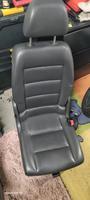 Touran Ledersitz 1t2 1t1 2007 linke Seite Berlin - Treptow Vorschau