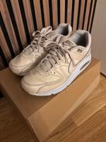 Nike Schuhe beige gr 42 Bayern - Eichenau Vorschau
