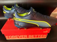 Puma King Ultimate MxSG 45 Eisen Stollen Neu  Fußball Berlin - Treptow Vorschau