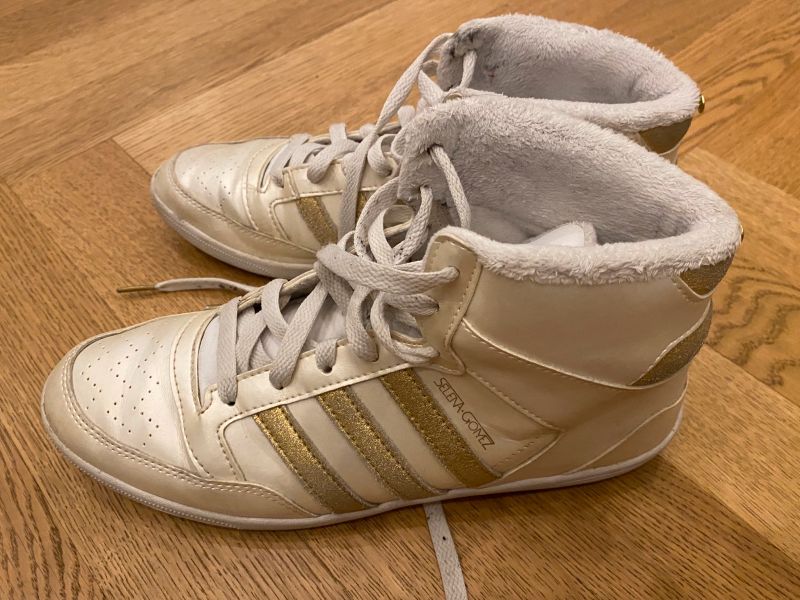 Adidas Selena Sneaker High Tops Gomez Neo, Gr. 41, 1/3 weiss gold in Hessen  - Wiesbaden | eBay Kleinanzeigen ist jetzt Kleinanzeigen