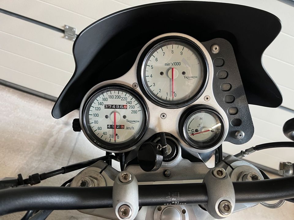 Triumph Speed Triple 955i T509 Motor springt sofort an, läuft 1A in Pfungstadt