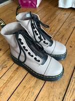 Dr Martens Plateau Düsseldorf - Düsseltal Vorschau