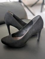 Pumps von Tamaris Größe 36 Niedersachsen - Tostedt Vorschau