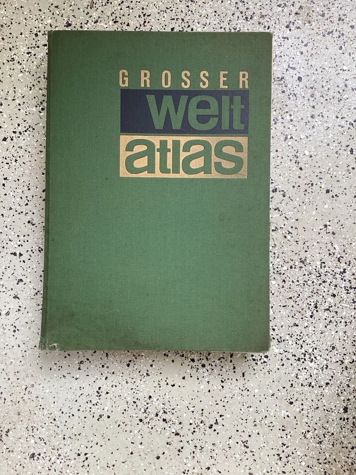 Atlas,  Großer Welt Atlas, 1963, Leinen in Hamburg
