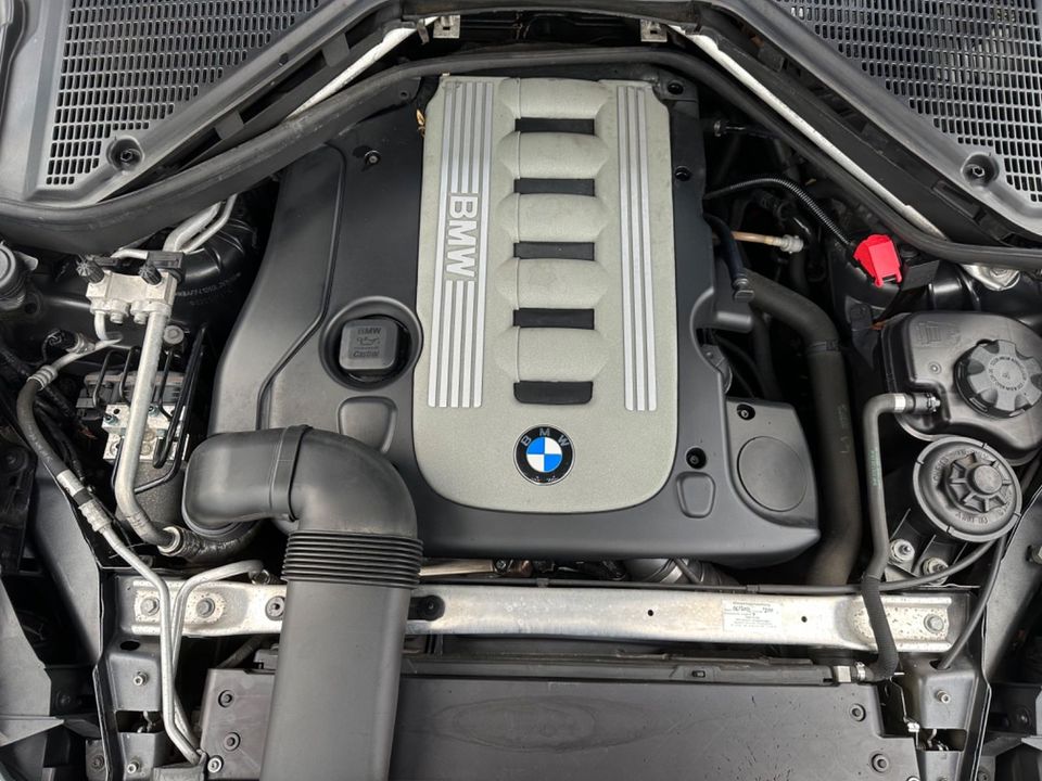 BMW X5 xDrive30d 7-SITZ + PANO + MEMORY + NAVI in Saarbrücken