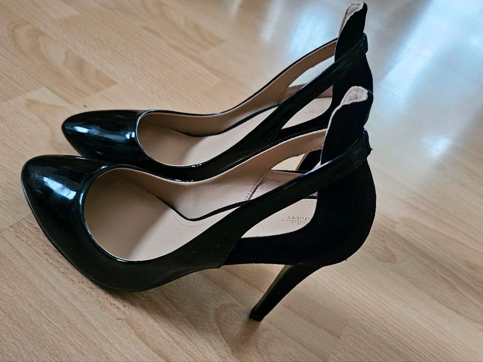 Zara Pumps gr. 39 schwarz in Vaihingen an der Enz