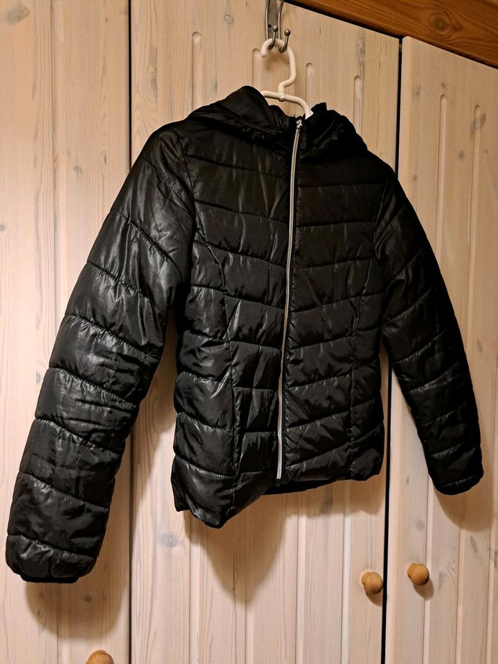 H&M Daunenjacke, Jacke Mädchen Gr. 152 in Berka vor dem Hainich