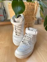 Sneakers Herren Nike Air Force, Größe 43, gebraucht Niedersachsen - Sickte Vorschau