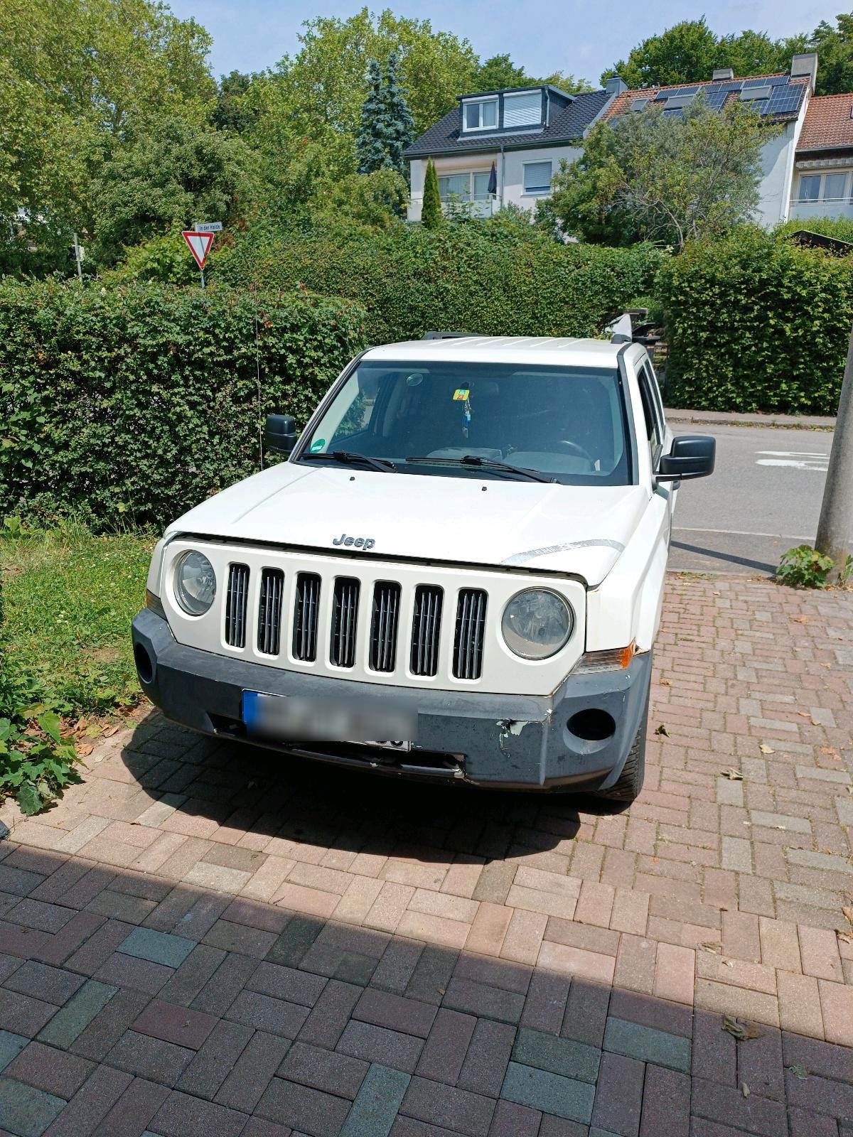 Abbildung des Autos Jeep Patriot &#x2F; Repa…