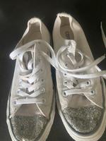 Glitzer Converse Chucks weiss silber Gr. 38 Bayern - Landshut Vorschau