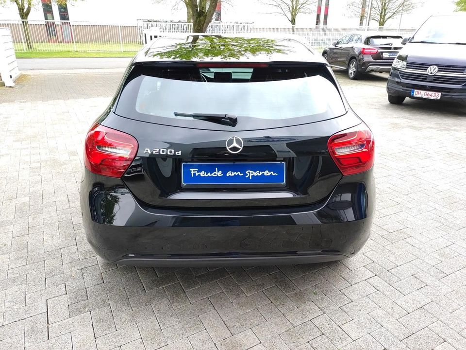 Mercedes-Benz A 200 d LED/Navi/PDC/SHZ/Tempomat in Diepholz