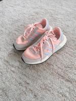 Adidas Boost Sneaker Sportschuhe rosé Gr. 38 Laufschuhe Bayern - Klingenberg am Main Vorschau