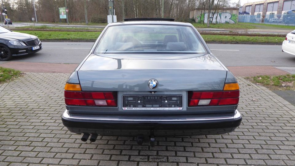 BMW 735 i/ Oldtimer/ H-Kennzeichen/ Kein Rost/ 2Hand in Duisburg