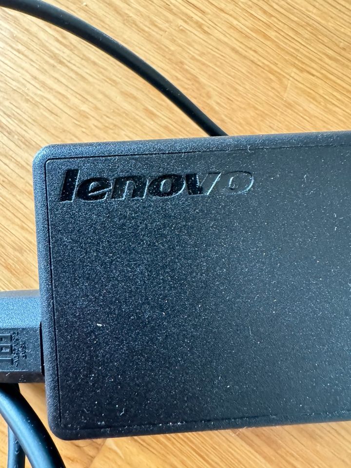 DELL / Lenovo Dockingstation im Paket. in Essen