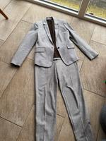 Kostüm Esprit Blazer mit Hose 36 Niedersachsen - Nordhorn Vorschau