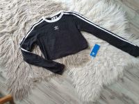 Schönes Crop Longshirt Schwarz von Adidas Gr. 40 Nordrhein-Westfalen - Burbach Vorschau