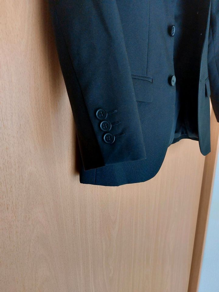 SC by STUDIO COLETTI Sakko Blazer Anzug Junge Größe 146 Neu in Berghülen