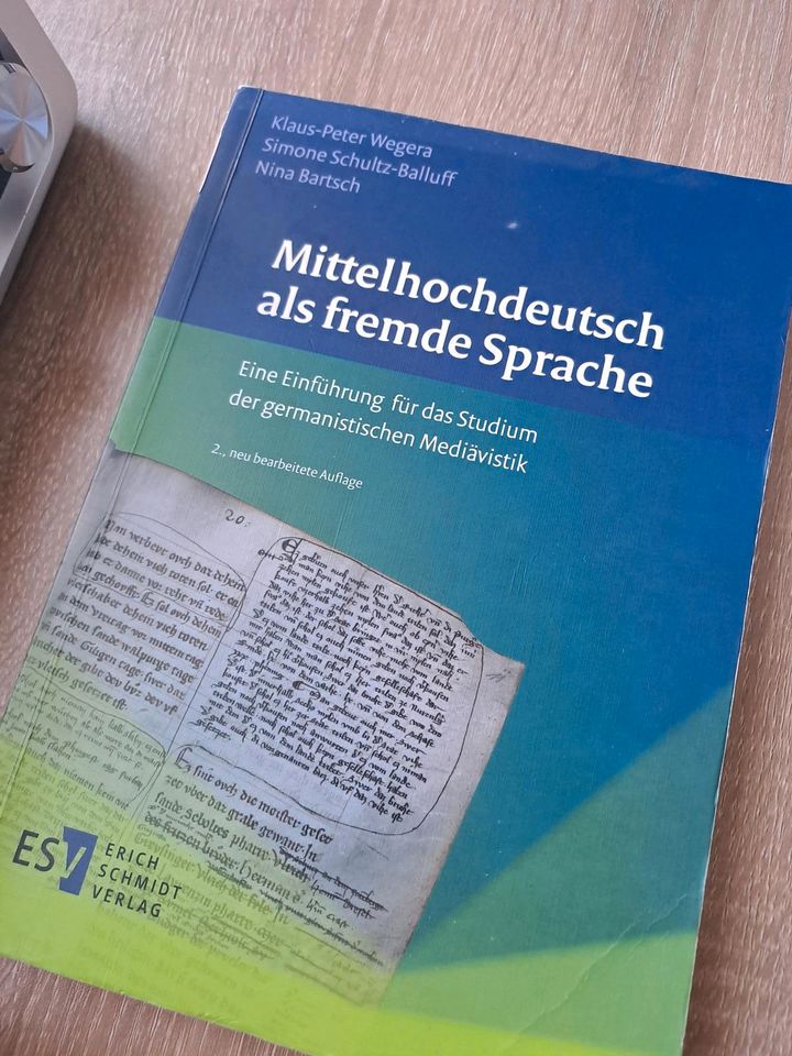 Bücher für Germanistikstudenten, Schwerpunkt Sprachwissenschaft in Kiel