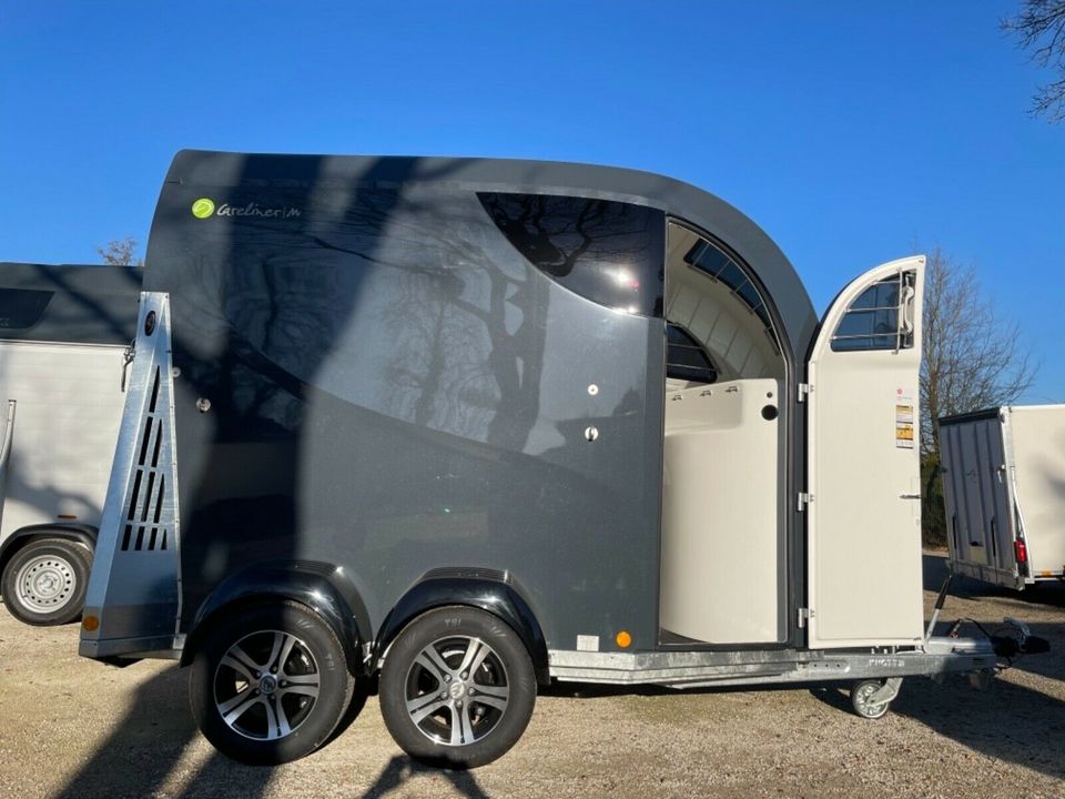 Pferdeanhänger Careliner.Thiel. Sirius.für Sie in Ausstellung in Stelle