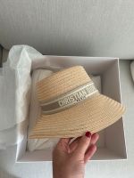 Dior-D-Bobby Hut mit breiter Krempe beige München - Au-Haidhausen Vorschau