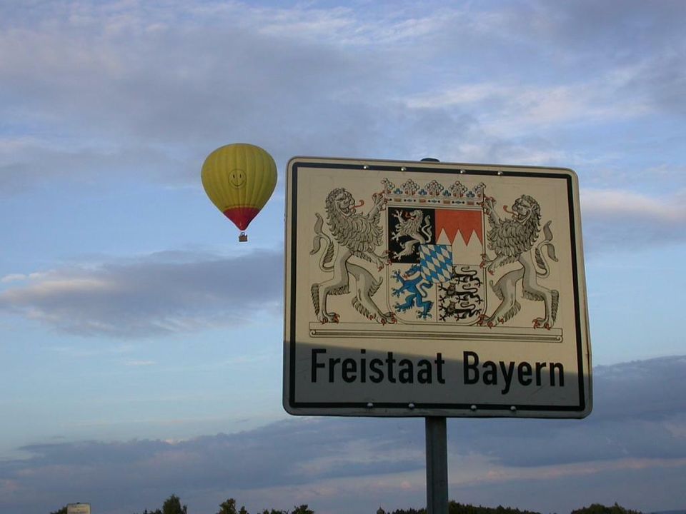 Nördlingen Ballonfahrt in ihrem Wohnort (Nördlinger Ries) in Nördlingen