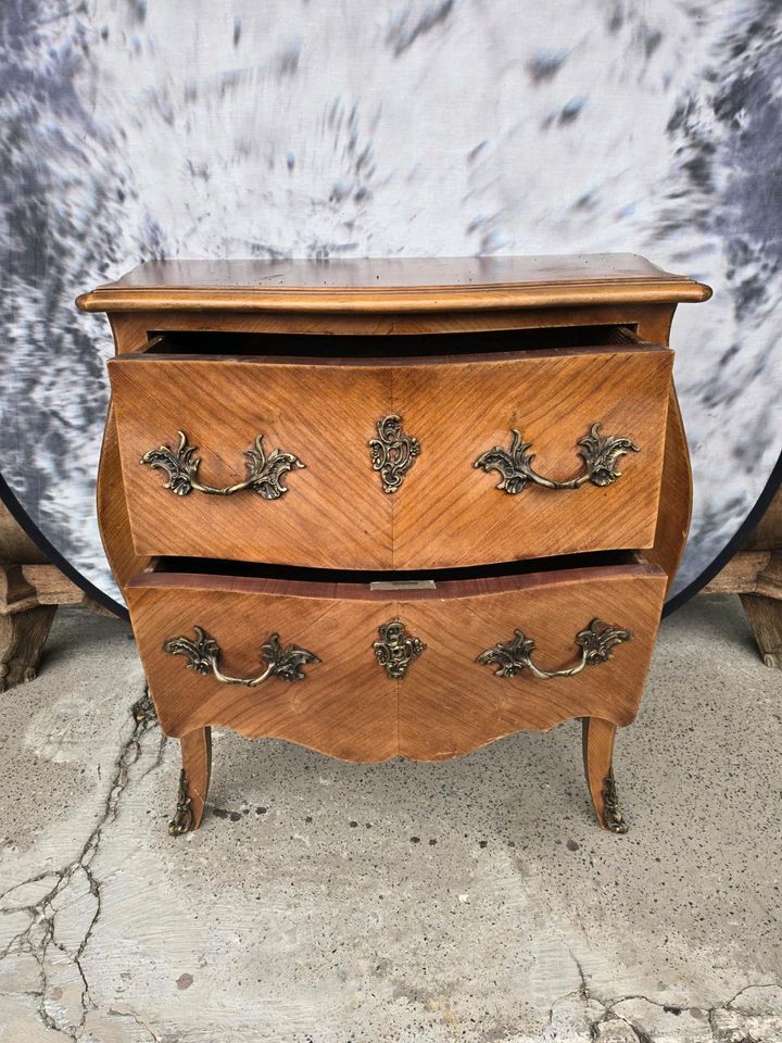 Alt Barock-Stil Nussbaum Kommode Anrichte Sideboard Alt Massiv Ho in Groß-Gerau