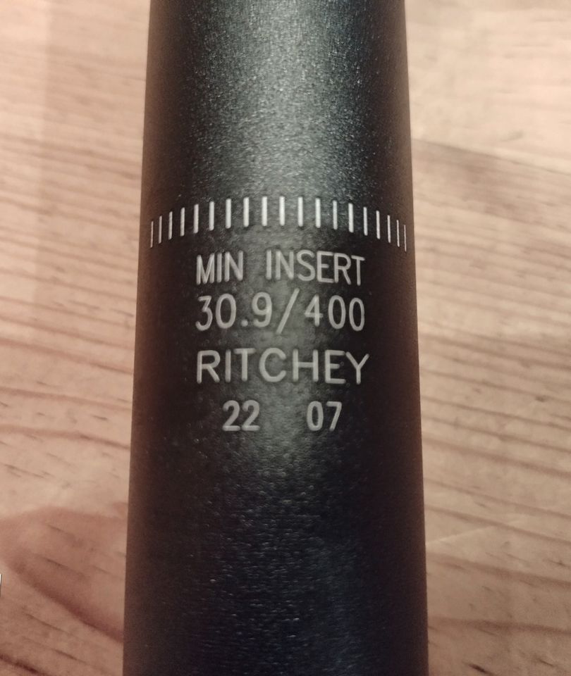 Ritchey Sattelstütze 30,9 x 400 mm schwarz 25 mm Offset NEU in Büdelsdorf