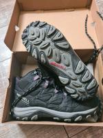 Merrell waterproof Wanderschuhe Gr.41 Brandenburg - Lauchhammer Vorschau