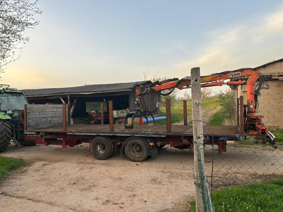 Rückewagen Holztransporter Kran Anhänger in Rennau