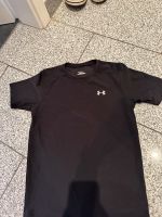 Under Armour Funktionsshirt Y M schwarz super Zustand Bayern - Laufach Vorschau