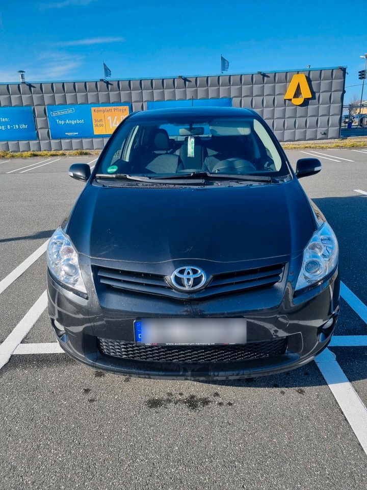 Toyota Auris Benzin aus 2010 in Jagel