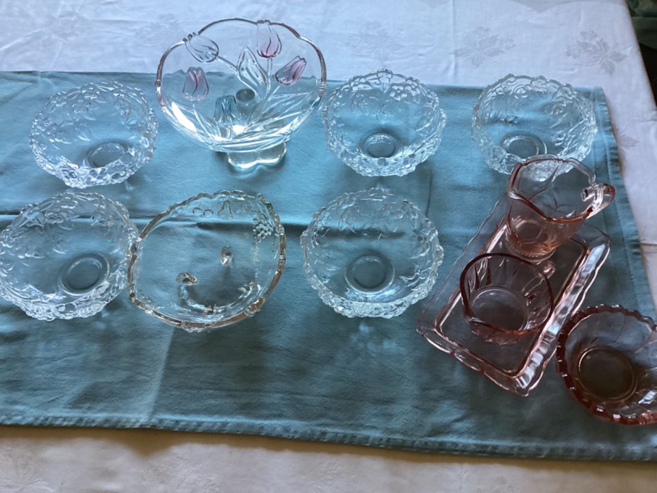 Glas...Dessertschalen , Likörflaschen, Platte in Tettnang