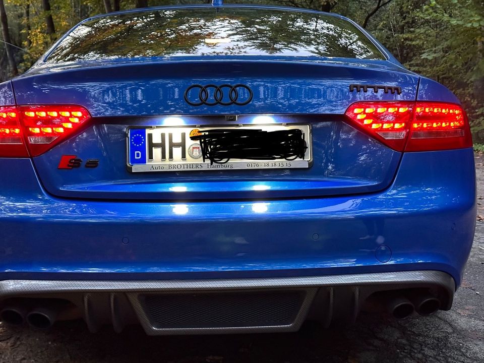 Audi S5 V8 in Hamburg