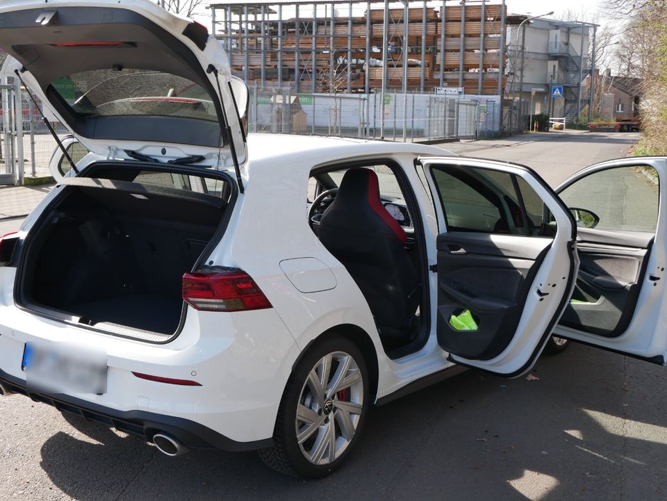 VW Golf 8 GTI CS - Leasingübernahme !Nur an Gewerbe! in Obertshausen