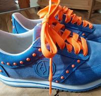 Armani Jeans -Sneaker - Halbschuhe- blau orange -Gr.37-schön München - Milbertshofen - Am Hart Vorschau