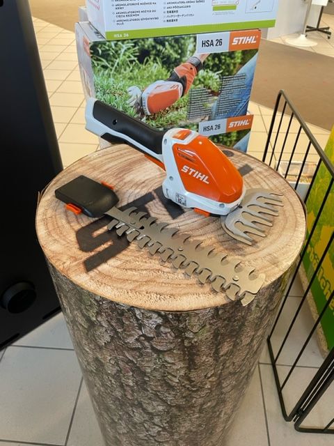 Stihl "HSA 26" Akku-Strauchschere in Saarland - Schmelz | eBay  Kleinanzeigen ist jetzt Kleinanzeigen