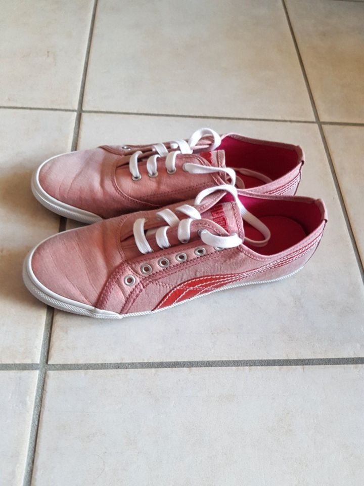 Puma Damen Schuhe Gr. 39 - pink in Duisburg