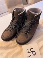 Lowa Schuhe Größe 5 / 38 top Qualität Wanderschuhe Nordrhein-Westfalen - Bottrop Vorschau