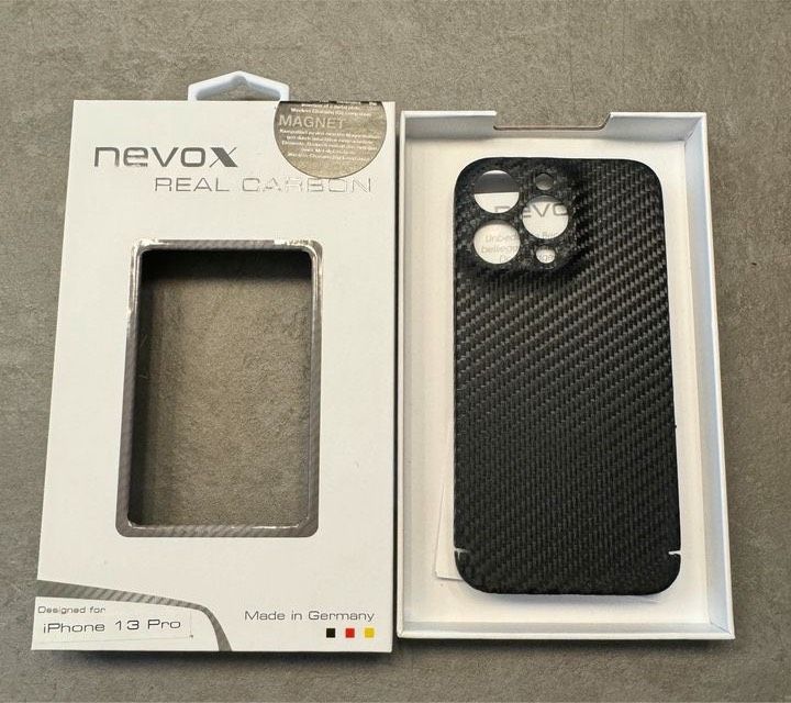 iPhone 13pro Real Carbon Hülle Nevox in Wolfhagen 