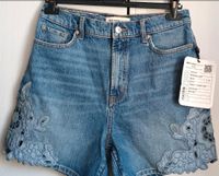 Jeans Shorts,  kurze Jeans kurze Hose mit Stickerei, Jeansshorts, Bayern - Schweinfurt Vorschau