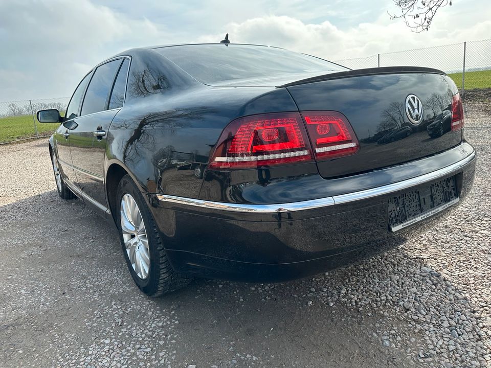 VW Phaeton 3.0 V6 Facelift Service+Tüv Neu Vollausstattung Allrad in Regensburg