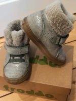 Froddo Echtleder Halbschuhe Winterschuhe Stiefel Lammfell Gr. 25 Essen - Stoppenberg Vorschau