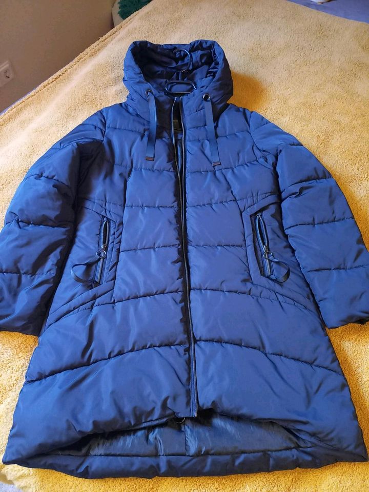 Gr. M Winterjacke Damen Jacke blau von YESSICA in Beckingen