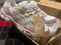 Sportschuhe Hessen - Marburg Vorschau
