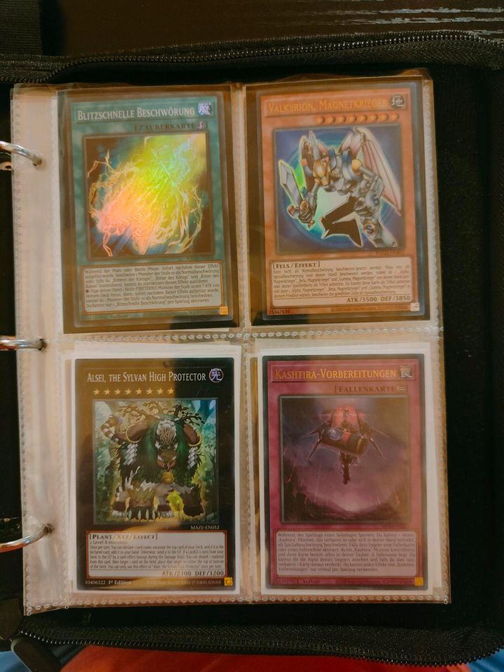 Yugioh Bulk 1250 Karten inkl. Secret Rares - Gold Rares etc. in Markt Taschendorf