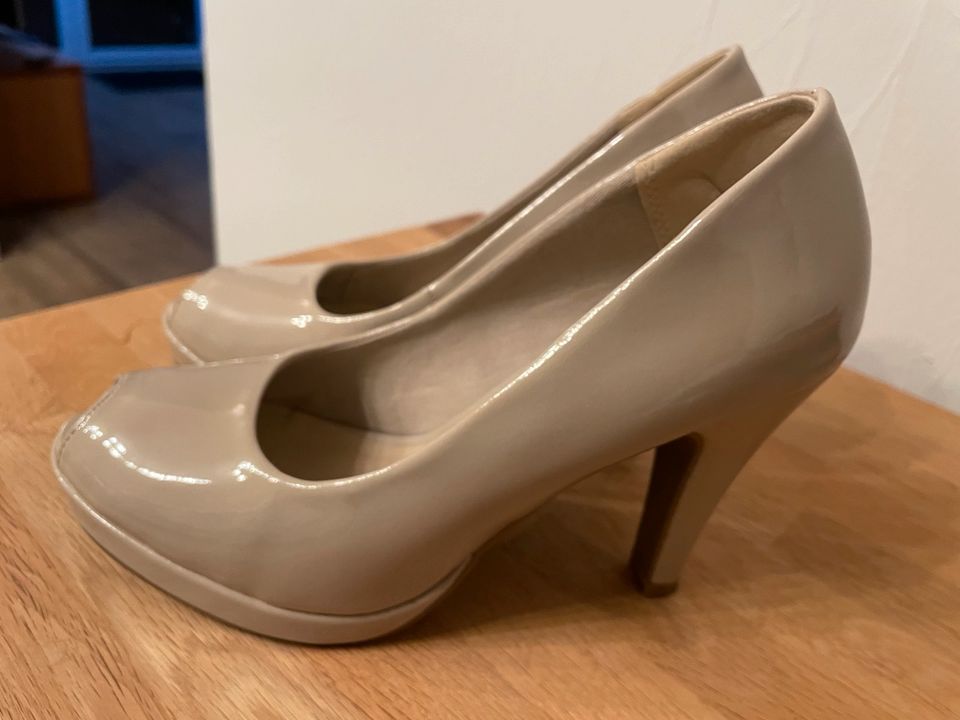 Lackpumps plateau nude Anna Field Größe 37 - wie neu- in Kerpen