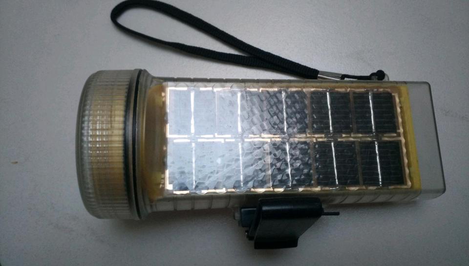 Solar-Taschenlampe, Outdoor, Camping TOP,, Retro, Oldie 80-90er in Baden-Baden