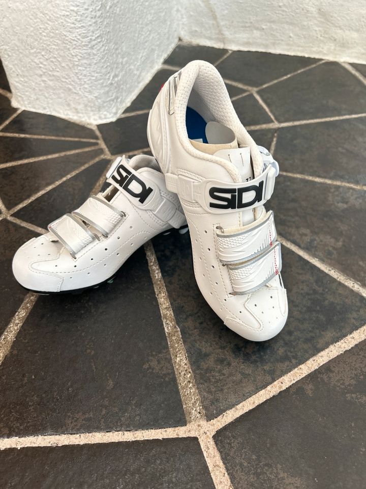 MTB Schuh Damen neu in Durach